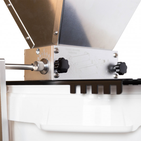 Brewferm Grain Gorilla Malzmühle mit einstellbaren Rollen aus Edelstahl 2
